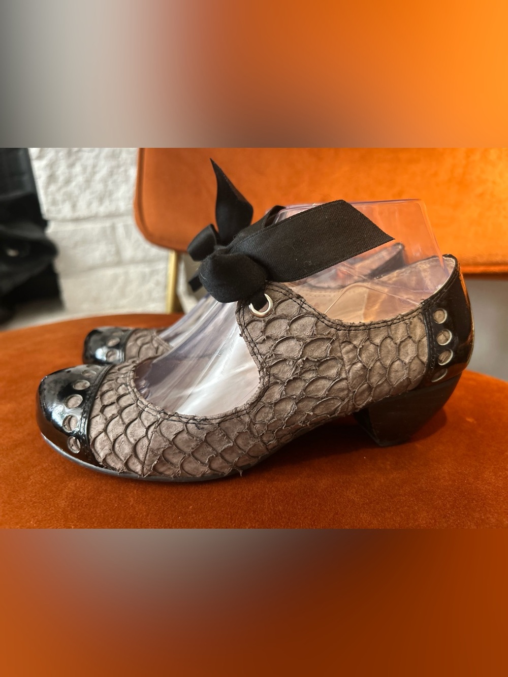 Anthropologie “All Black” Mary Jane’s with Scales and a Bow
